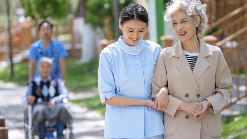 老年助餐中央厨房加盟代理，揭秘加盟条件与优势