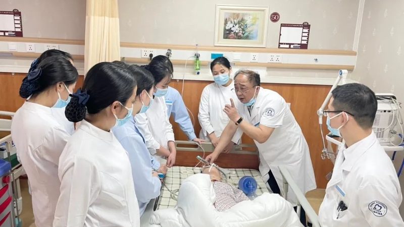 老人智能手表：守护长辈健康的贴心伙伴**