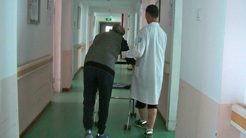 居家养老远程监护系统操作指南：轻松守护长辈健康