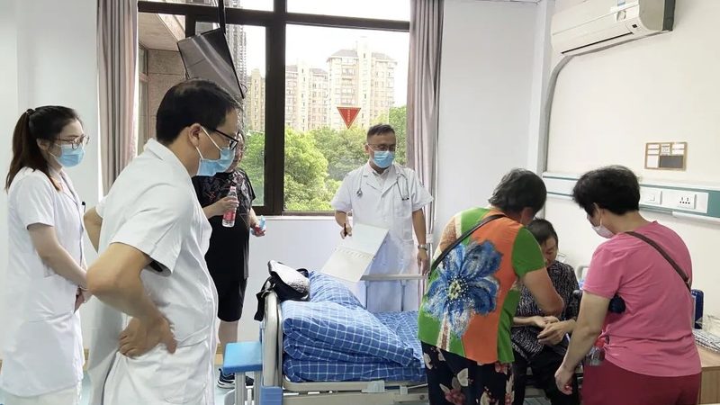 成都养老护理员日常照护培训：提升服务质量的关键