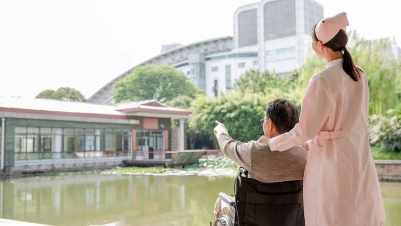 成都失能老人护理机器人批发