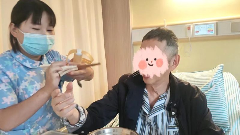选择智慧养老平台开发公司时，首先要考察其资质。一家有实力的公司通常具备以下条件：